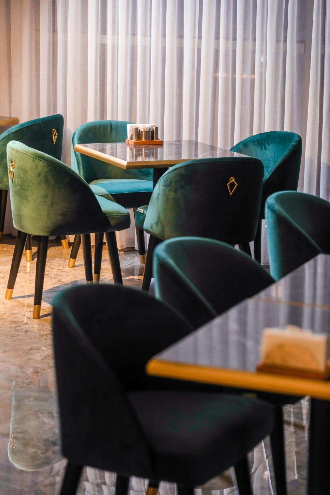 Arium Hotel Баку Екстер'єр фото