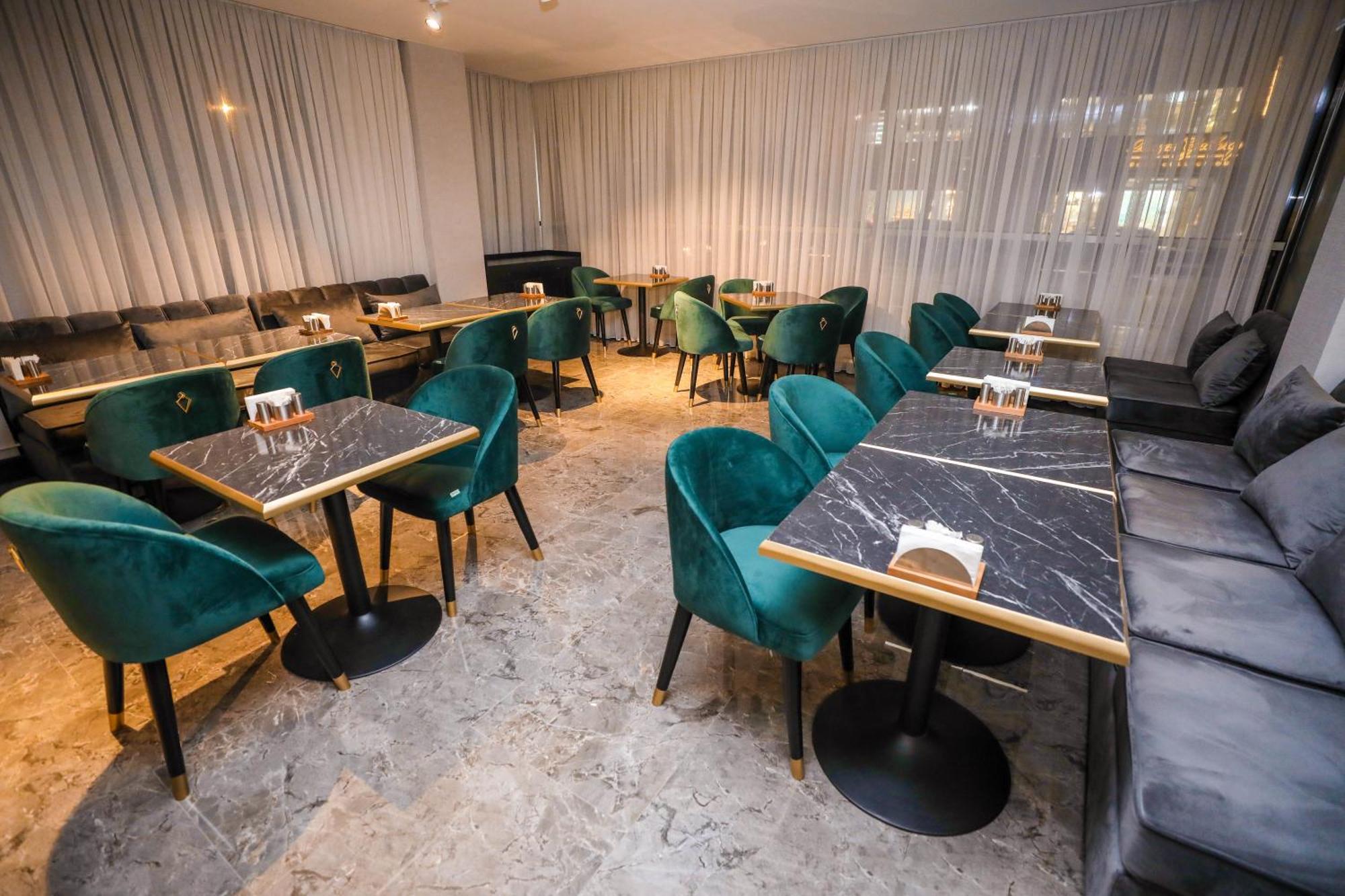 Arium Hotel Баку Екстер'єр фото