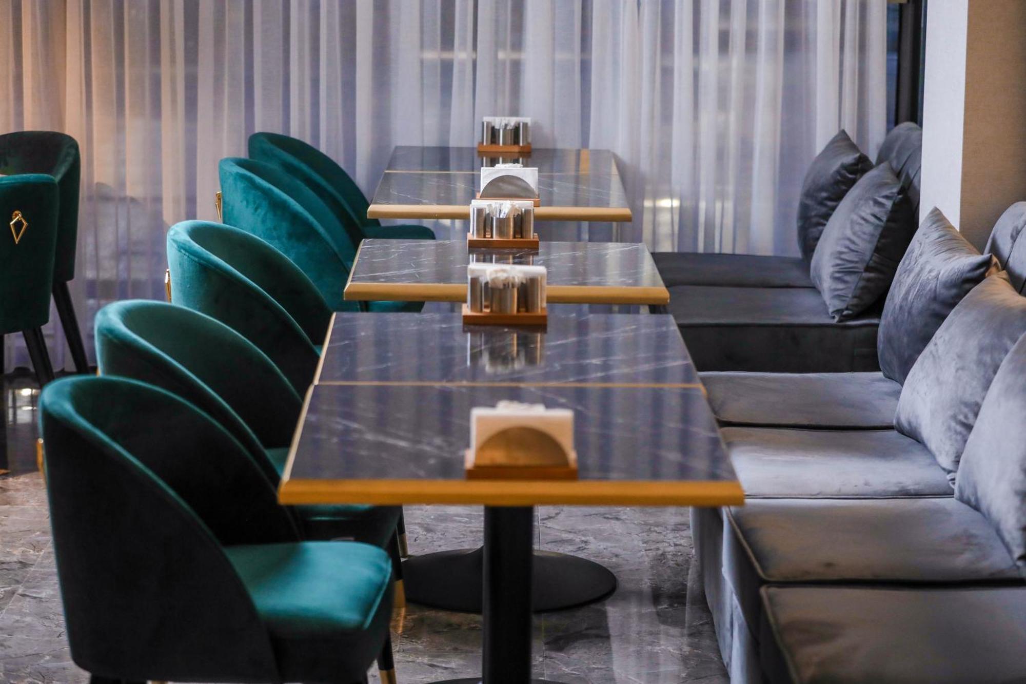 Arium Hotel Баку Екстер'єр фото