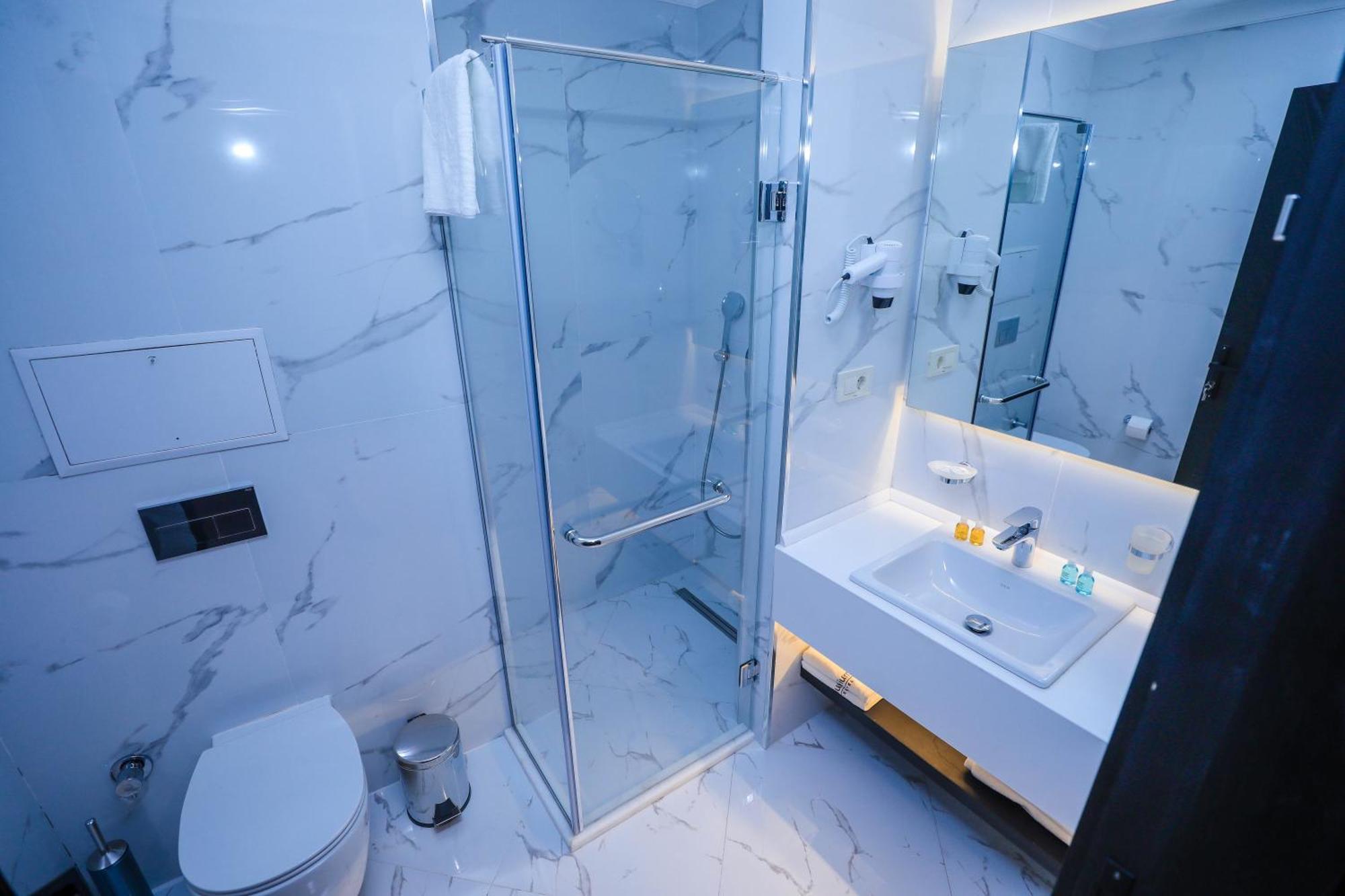 Arium Hotel Баку Екстер'єр фото